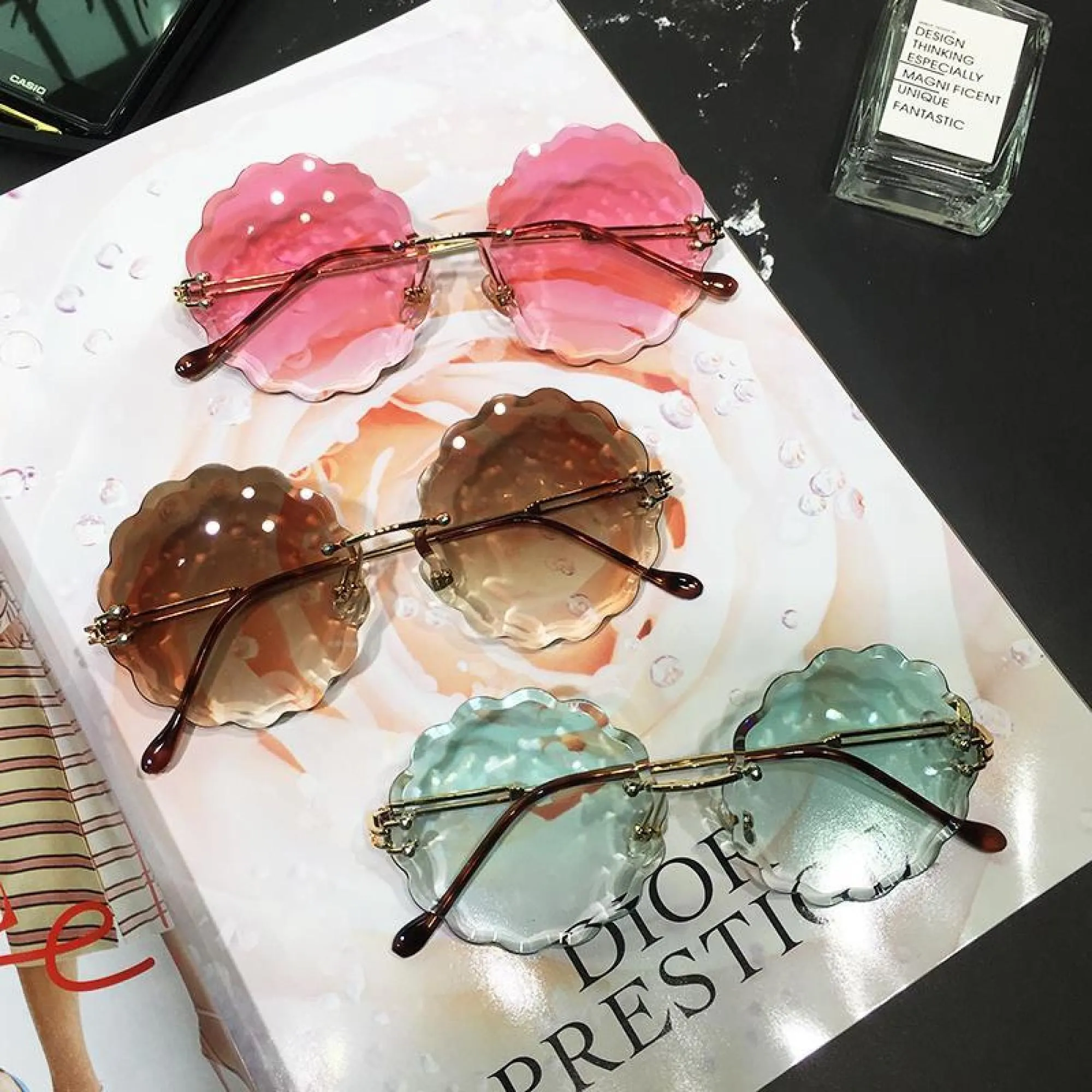 Floral Round Edge Cut Sunglasses Women